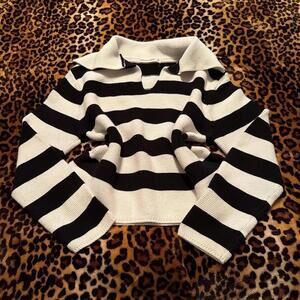 Moon & Madison black/white sweater